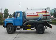 東風(fēng)尖頭真空吸污車(chē)